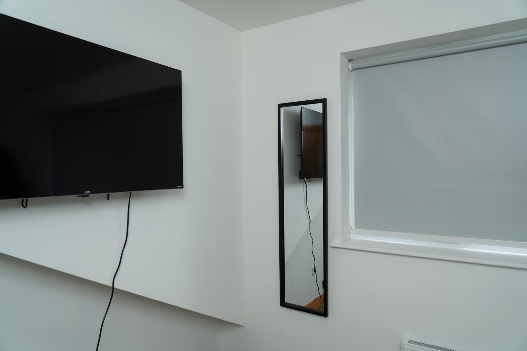 Double Bedroom Near Etihad And Coop Live With Free Parking, Shared Kitchen & Bathroom - Including Free 1-Hour Early Check-In Or Late Check-Out For Bookings Until July Манчестер Екстер'єр фото